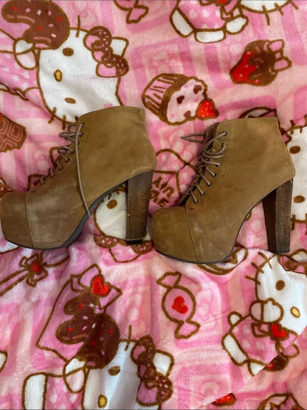 Jeffrey Campbell Lita boots 👽